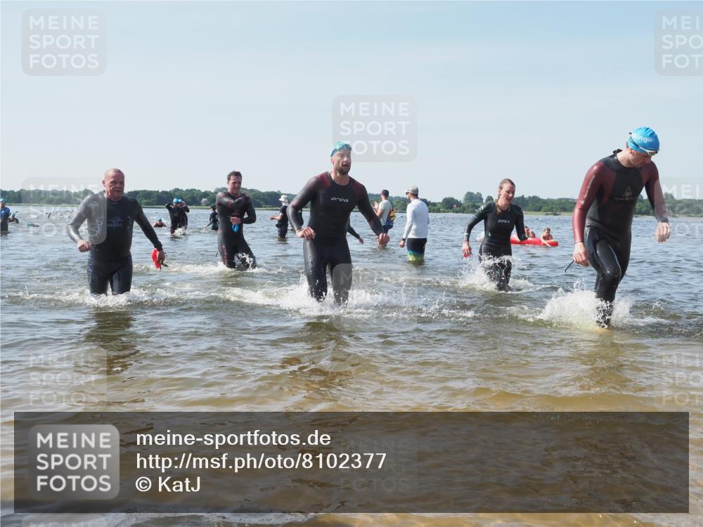 22.06.2025 - Viking Triathlon KatJ http://msf.ph/oto/8102377 22.06.2025 10:34:13 Schwimmen 46, 70, 294, 297, 429, 486, 527, 532, 618, 635 meine-sportfotos.de