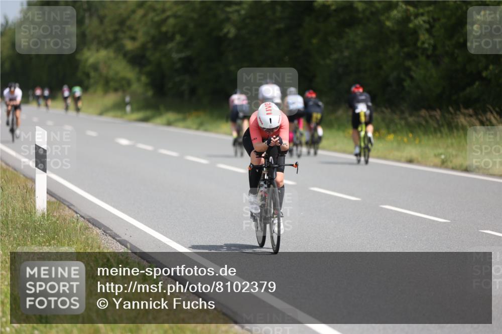 22.06.2025 - Viking Triathlon Yannick Fuchs http://msf.ph/oto/8102379 22.06.2025 12:05:26 Radfahren 232, 286, 308, 609, 612 meine-sportfotos.de