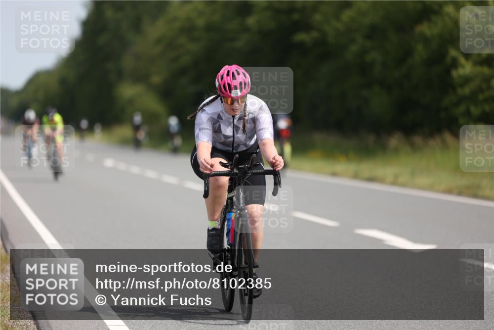 22.06.2025 - Viking Triathlon Yannick Fuchs http://msf.ph/oto/8102385 22.06.2025 11:26:26 Radfahren 61, 236, 659 meine-sportfotos.de