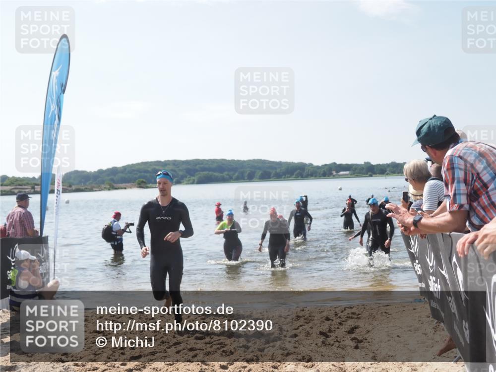 22.06.2025 - Viking Triathlon MichiJ http://msf.ph/oto/8102390 22.06.2025 10:46:01 Schwimmen 217, 342, 360, 372, 468, 525, 615, 621, 633, 647 meine-sportfotos.de