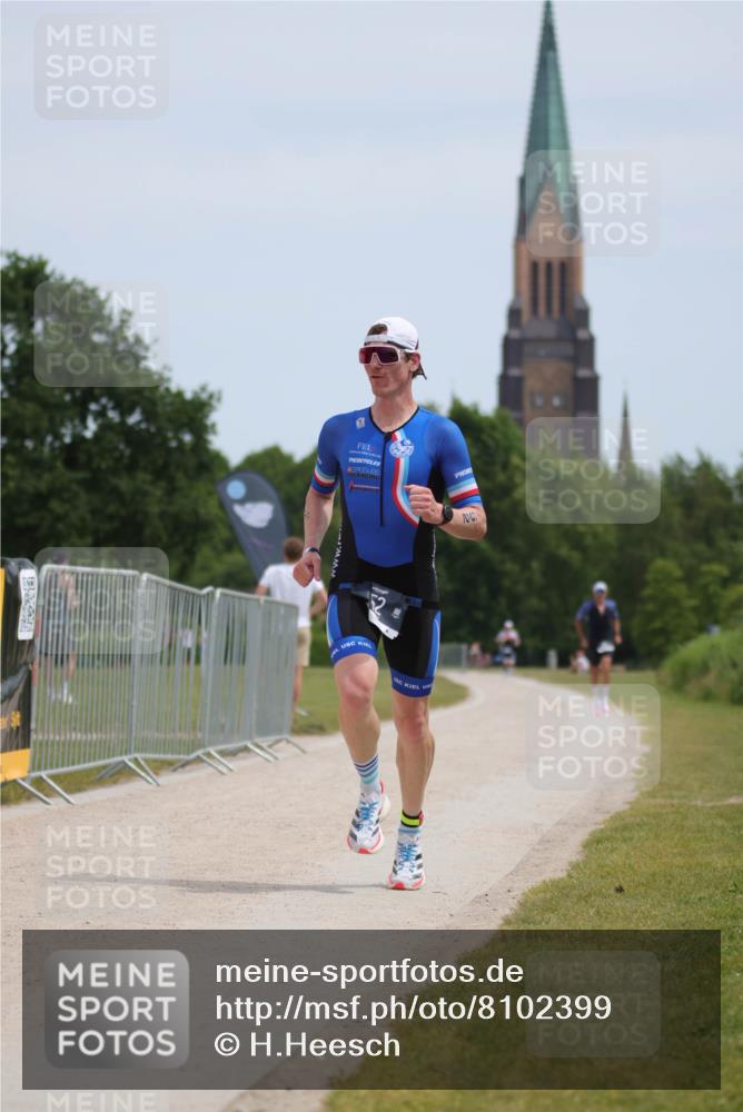 22.06.2025 - Viking Triathlon H.Heesch http://msf.ph/oto/8102399 22.06.2025 12:57:21 Laufen 52, 355 meine-sportfotos.de