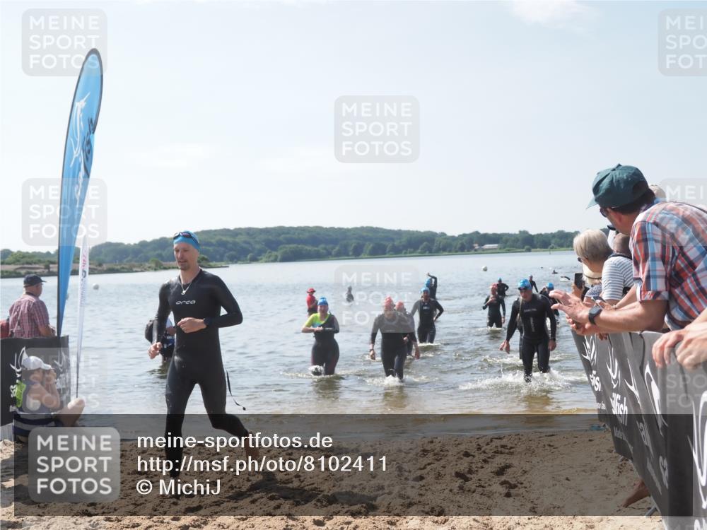 22.06.2025 - Viking Triathlon MichiJ http://msf.ph/oto/8102411 22.06.2025 10:46:01 Schwimmen 217, 342, 360, 372, 468, 525, 615, 621, 633, 647 meine-sportfotos.de
