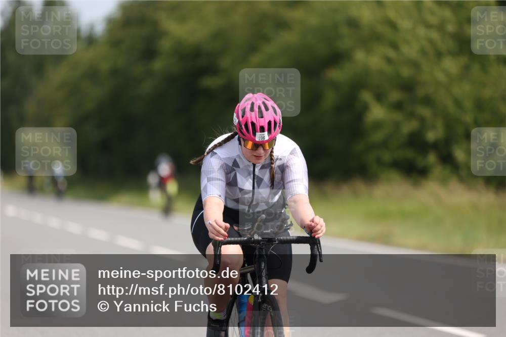 22.06.2025 - Viking Triathlon Yannick Fuchs http://msf.ph/oto/8102412 22.06.2025 11:26:26 Radfahren 61, 236, 659 meine-sportfotos.de