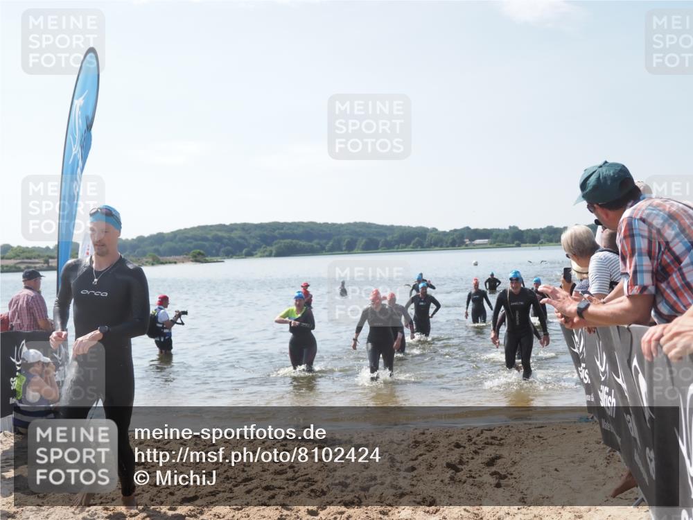 22.06.2025 - Viking Triathlon MichiJ http://msf.ph/oto/8102424 22.06.2025 10:46:02 Schwimmen 217, 342, 360, 372, 468, 525, 615, 621, 633, 647 meine-sportfotos.de