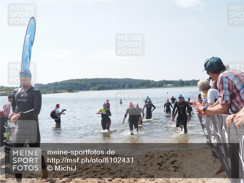 22.06.2025 - Viking Triathlon MichiJ http://msf.ph/oto/8102431 22.06.2025 10:46:02 Schwimmen 217, 342, 360, 372, 468, 525, 615, 621, 633, 647 meine-sportfotos.de