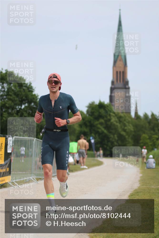 22.06.2025 - Viking Triathlon H.Heesch http://msf.ph/oto/8102444 22.06.2025 13:19:36 Laufen 185, 235 meine-sportfotos.de
