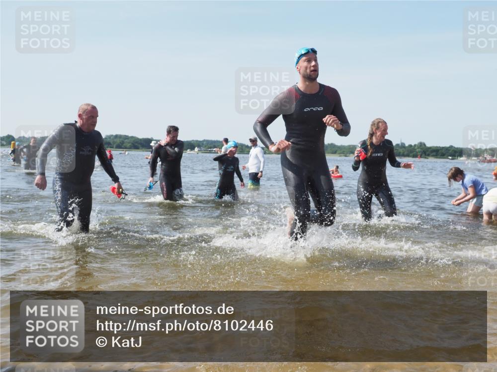22.06.2025 - Viking Triathlon KatJ http://msf.ph/oto/8102446 22.06.2025 10:34:15 Schwimmen 46, 70, 294, 297, 429, 486, 527, 618, 635 meine-sportfotos.de