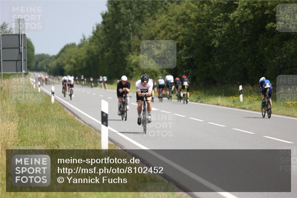22.06.2025 - Viking Triathlon Yannick Fuchs http://msf.ph/oto/8102452 22.06.2025 12:05:30 Radfahren 102, 183, 232, 308, 609, 612 meine-sportfotos.de