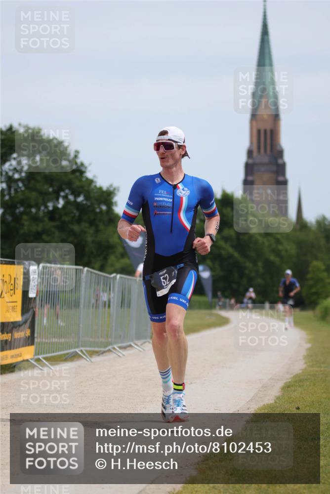 22.06.2025 - Viking Triathlon H.Heesch http://msf.ph/oto/8102453 22.06.2025 12:57:21 Laufen 52, 355 meine-sportfotos.de