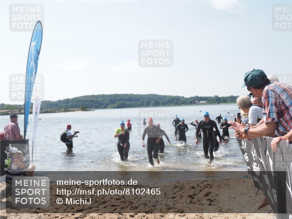 22.06.2025 - Viking Triathlon MichiJ http://msf.ph/oto/8102465 22.06.2025 10:46:03 Schwimmen 144, 217, 342, 372, 468, 525, 615, 621, 633, 647 meine-sportfotos.de
