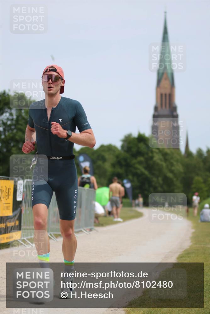 22.06.2025 - Viking Triathlon H.Heesch http://msf.ph/oto/8102480 22.06.2025 13:19:37 Laufen 185, 235 meine-sportfotos.de