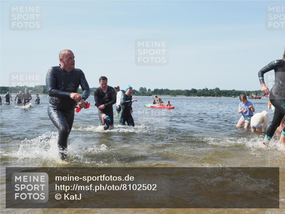 22.06.2025 - Viking Triathlon KatJ http://msf.ph/oto/8102502 22.06.2025 10:34:16 Schwimmen 46, 70, 294, 297, 429, 486, 520, 527, 618, 635 meine-sportfotos.de