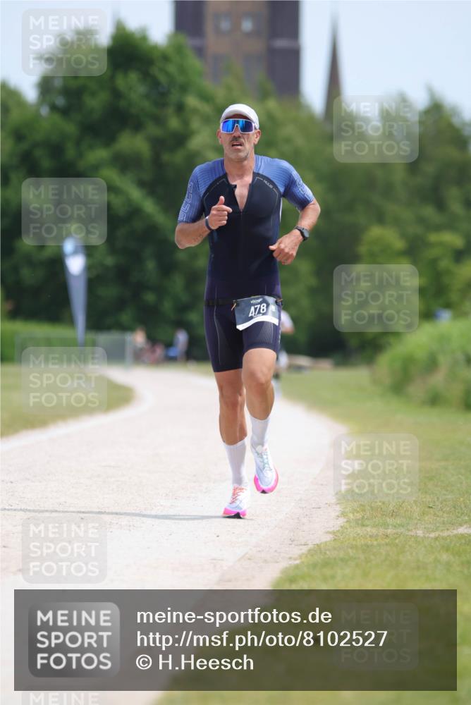 22.06.2025 - Viking Triathlon H.Heesch http://msf.ph/oto/8102527 22.06.2025 12:57:29 Laufen 478 meine-sportfotos.de