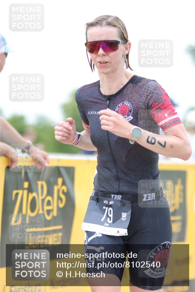 22.06.2025 - Viking Triathlon H.Heesch http://msf.ph/oto/8102540 22.06.2025 15:47:14 Laufen 79 meine-sportfotos.de