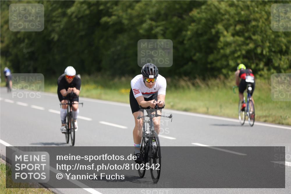 22.06.2025 - Viking Triathlon Yannick Fuchs http://msf.ph/oto/8102542 22.06.2025 12:05:33 Radfahren 47, 102, 158, 183, 232, 485, 609, 612, 652 meine-sportfotos.de