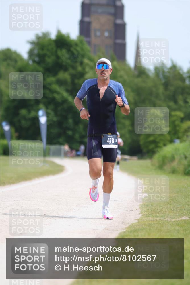 22.06.2025 - Viking Triathlon H.Heesch http://msf.ph/oto/8102567 22.06.2025 12:57:30 Laufen 478 meine-sportfotos.de