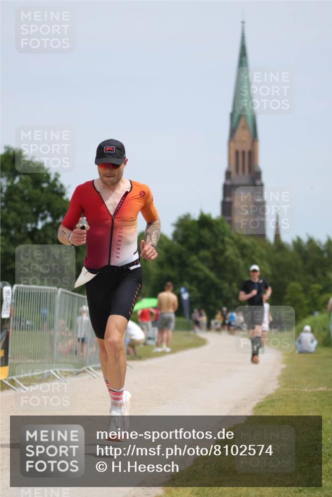 22.06.2025 - Viking Triathlon H.Heesch http://msf.ph/oto/8102574 22.06.2025 13:20:24 Laufen 33, 110 meine-sportfotos.de