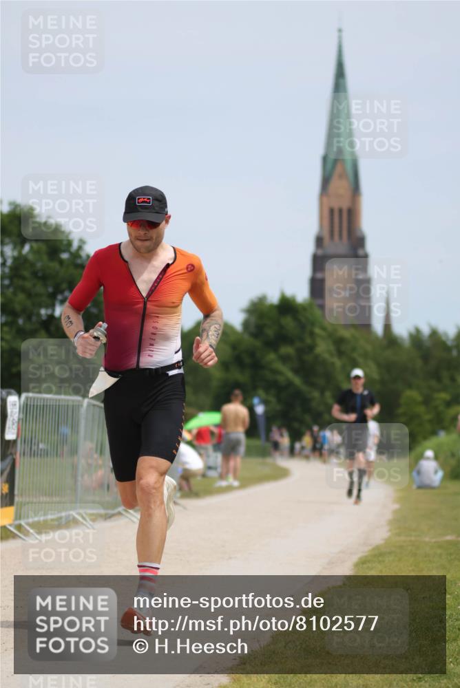 22.06.2025 - Viking Triathlon H.Heesch http://msf.ph/oto/8102577 22.06.2025 13:20:25 Laufen 33, 110, 427 meine-sportfotos.de