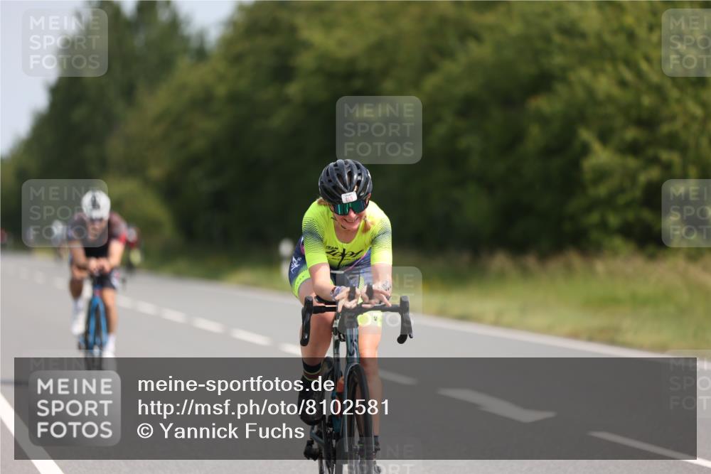 22.06.2025 - Viking Triathlon Yannick Fuchs http://msf.ph/oto/8102581 22.06.2025 11:26:30 Radfahren 61, 236, 659 meine-sportfotos.de