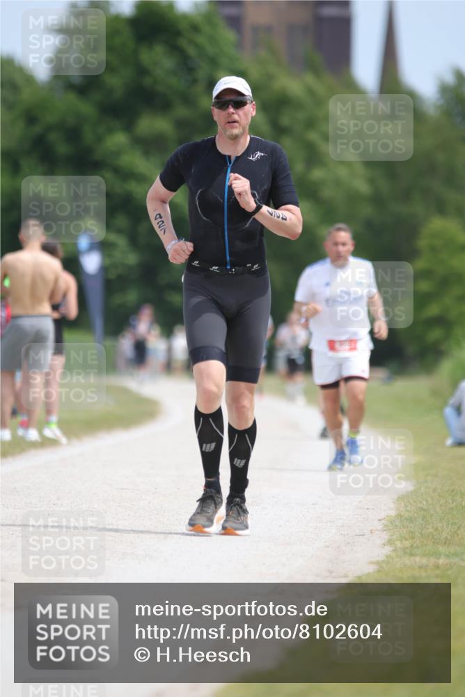 22.06.2025 - Viking Triathlon H.Heesch http://msf.ph/oto/8102604 22.06.2025 13:20:28 Laufen 33, 427, 638 meine-sportfotos.de