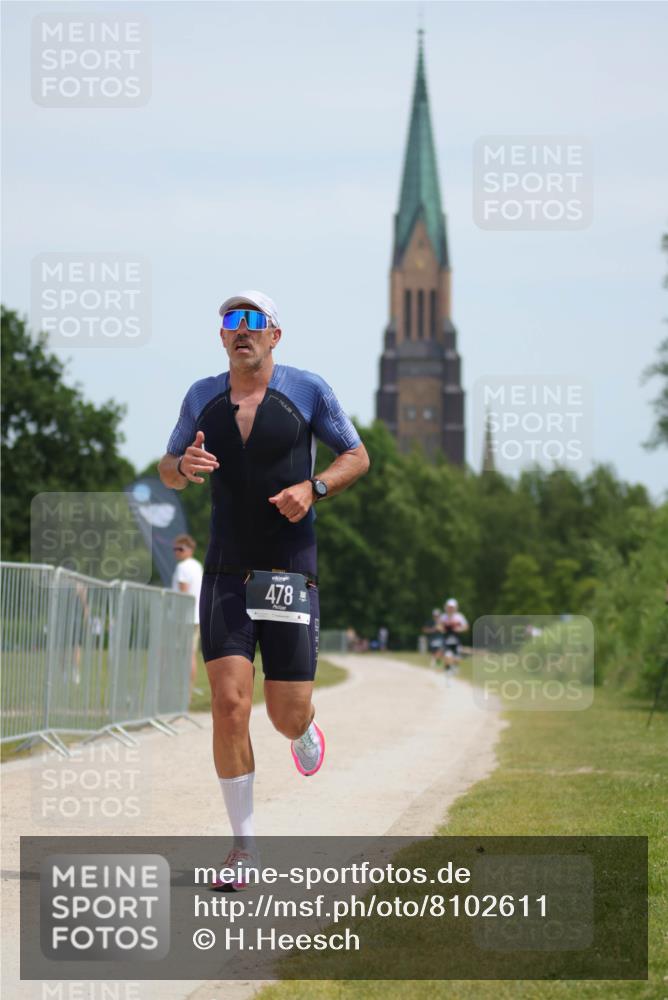 22.06.2025 - Viking Triathlon H.Heesch http://msf.ph/oto/8102611 22.06.2025 12:57:32 Laufen 478 meine-sportfotos.de