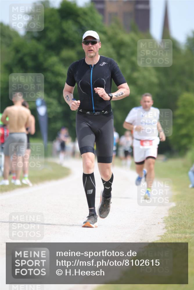 22.06.2025 - Viking Triathlon H.Heesch http://msf.ph/oto/8102615 22.06.2025 13:20:28 Laufen 33, 427, 638 meine-sportfotos.de