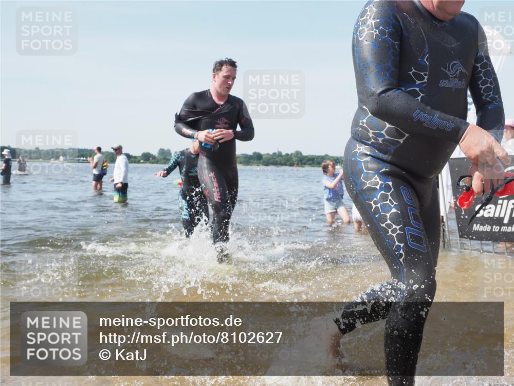 22.06.2025 - Viking Triathlon KatJ http://msf.ph/oto/8102627 22.06.2025 10:34:18 Schwimmen 46, 70, 294, 297, 306, 430, 486, 520, 527, 618, 635 meine-sportfotos.de