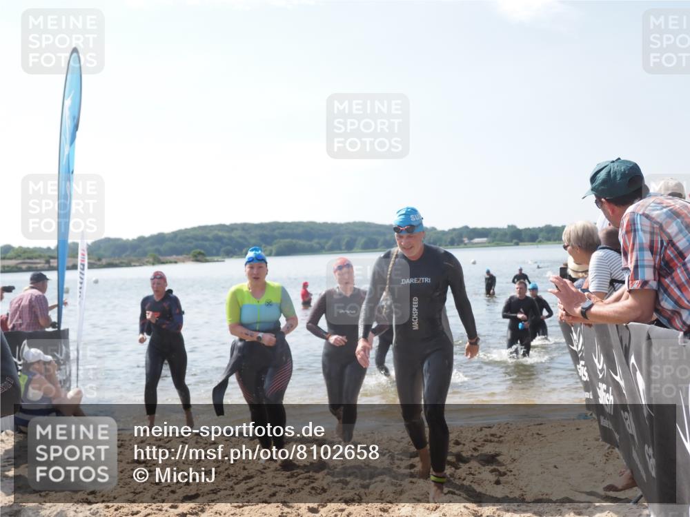 22.06.2025 - Viking Triathlon MichiJ http://msf.ph/oto/8102658 22.06.2025 10:46:08 Schwimmen 121, 144, 213, 217, 342, 468, 525, 615, 621, 647 meine-sportfotos.de
