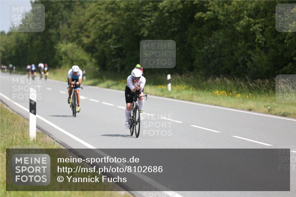 22.06.2025 - Viking Triathlon Yannick Fuchs http://msf.ph/oto/8102686 22.06.2025 12:05:37 Radfahren 47, 102, 145, 158, 176, 183, 232, 368, 485, 609, 652 meine-sportfotos.de