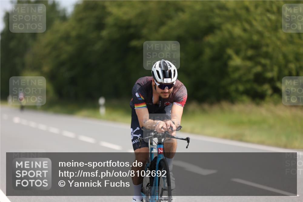 22.06.2025 - Viking Triathlon Yannick Fuchs http://msf.ph/oto/8102692 22.06.2025 11:26:32 Radfahren 61, 393, 488, 659 meine-sportfotos.de