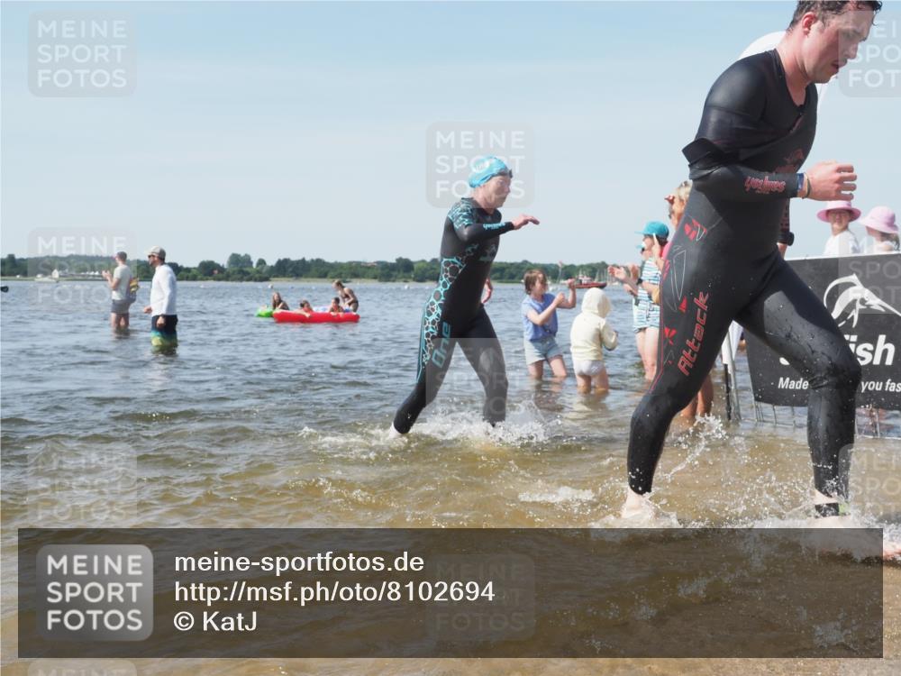 22.06.2025 - Viking Triathlon KatJ http://msf.ph/oto/8102694 22.06.2025 10:34:19 Schwimmen 46, 294, 297, 306, 430, 486, 520, 527, 618 meine-sportfotos.de