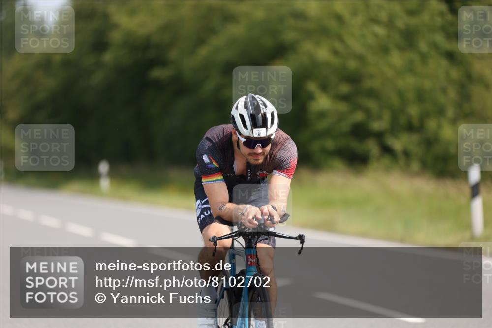 22.06.2025 - Viking Triathlon Yannick Fuchs http://msf.ph/oto/8102702 22.06.2025 11:26:32 Radfahren 61, 393, 488, 659 meine-sportfotos.de
