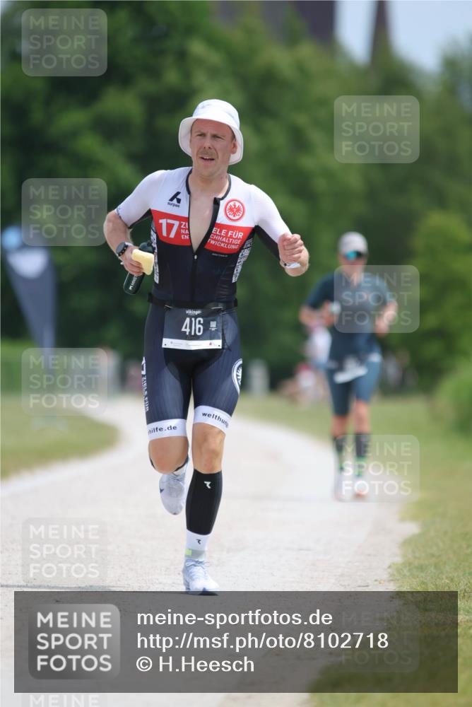 22.06.2025 - Viking Triathlon H.Heesch http://msf.ph/oto/8102718 22.06.2025 12:57:44 Laufen 184, 416 meine-sportfotos.de