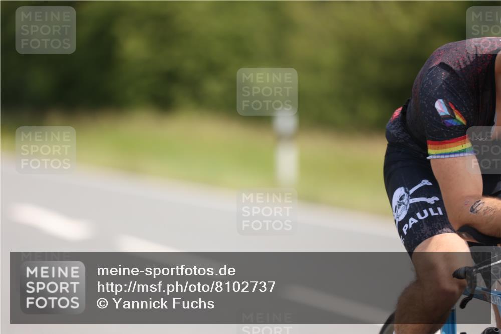 22.06.2025 - Viking Triathlon Yannick Fuchs http://msf.ph/oto/8102737 22.06.2025 11:26:33 Radfahren 61, 393, 488, 659 meine-sportfotos.de
