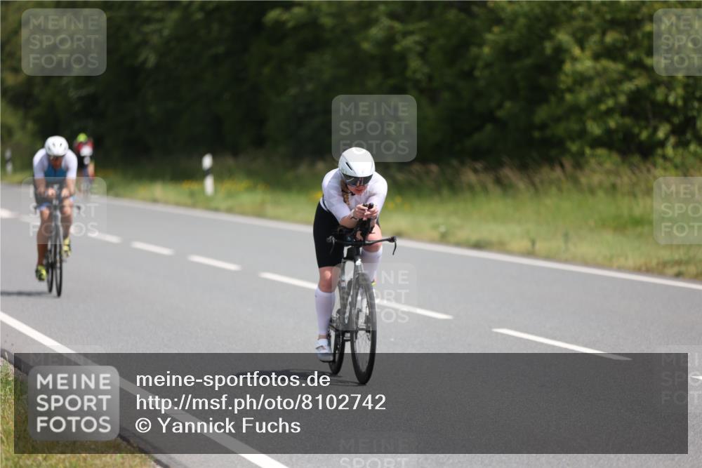 22.06.2025 - Viking Triathlon Yannick Fuchs http://msf.ph/oto/8102742 22.06.2025 12:05:39 Radfahren 47, 102, 145, 158, 176, 183, 232, 368, 485, 543, 609, 637, 652 meine-sportfotos.de