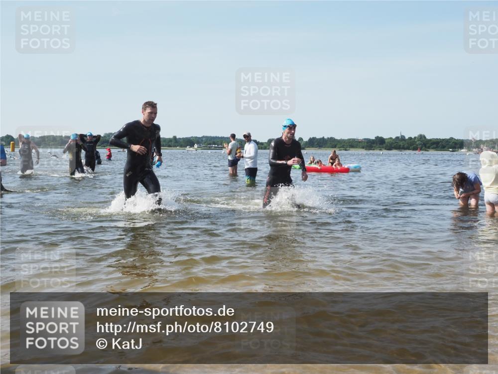 22.06.2025 - Viking Triathlon KatJ http://msf.ph/oto/8102749 22.06.2025 10:34:25 Schwimmen 294, 306, 366, 430, 486, 520, 527, 546 meine-sportfotos.de