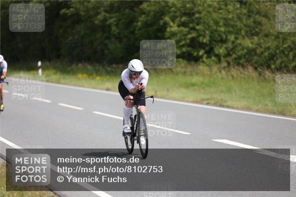 22.06.2025 - Viking Triathlon Yannick Fuchs http://msf.ph/oto/8102753 22.06.2025 12:05:39 Radfahren 47, 102, 145, 158, 176, 183, 232, 368, 485, 543, 609, 637, 652 meine-sportfotos.de