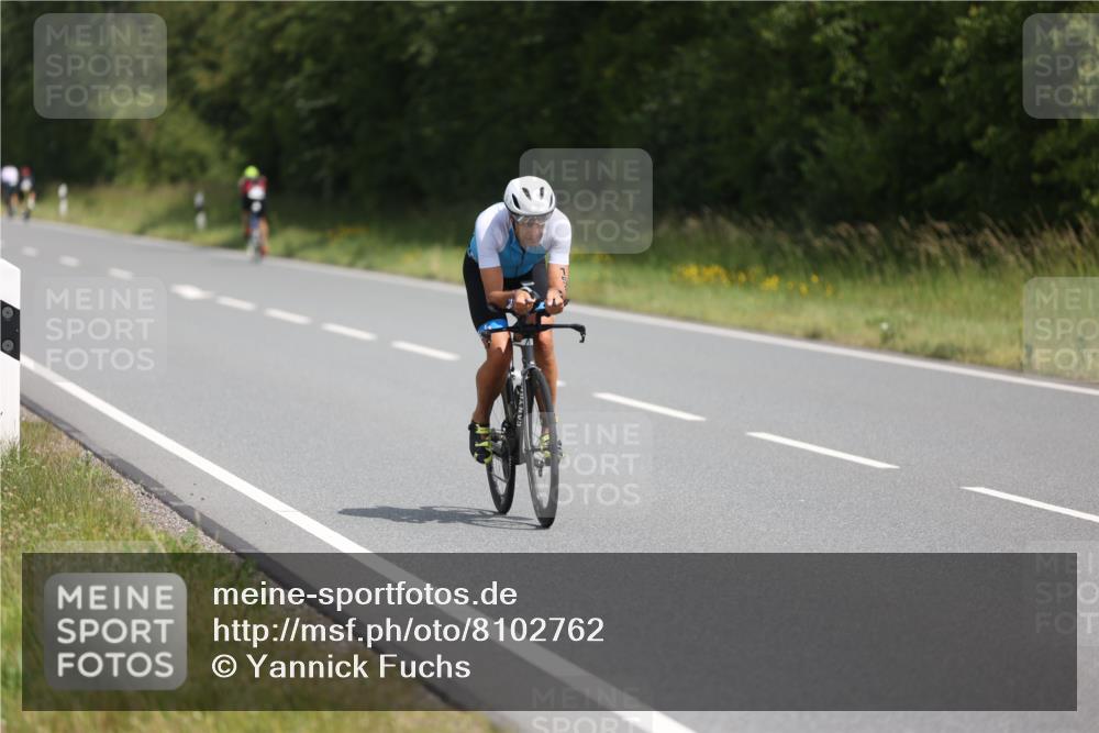 22.06.2025 - Viking Triathlon Yannick Fuchs http://msf.ph/oto/8102762 22.06.2025 12:05:40 Radfahren 47, 102, 145, 158, 176, 183, 368, 485, 543, 637, 652 meine-sportfotos.de