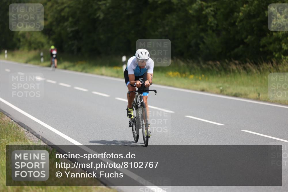 22.06.2025 - Viking Triathlon Yannick Fuchs http://msf.ph/oto/8102767 22.06.2025 12:05:40 Radfahren 47, 102, 145, 158, 176, 183, 368, 485, 543, 637, 652 meine-sportfotos.de