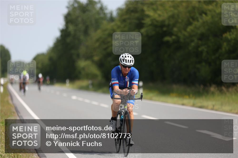 22.06.2025 - Viking Triathlon Yannick Fuchs http://msf.ph/oto/8102773 22.06.2025 11:26:40 Radfahren 59, 357, 393, 415, 488 meine-sportfotos.de