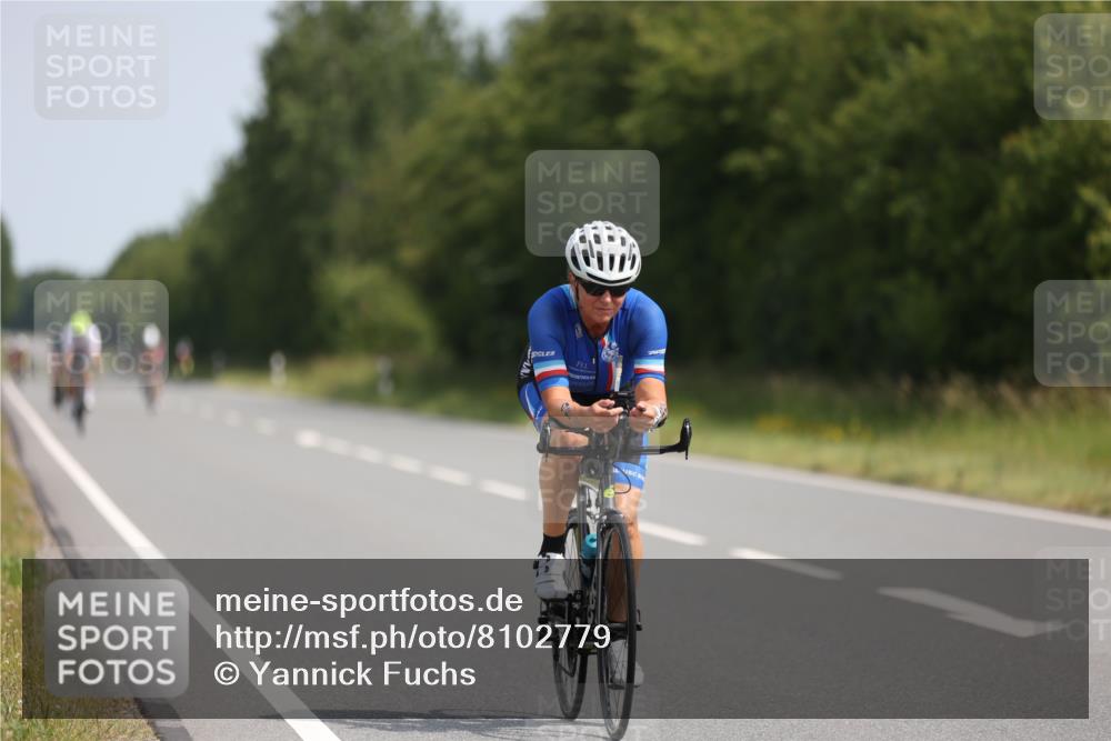22.06.2025 - Viking Triathlon Yannick Fuchs http://msf.ph/oto/8102779 22.06.2025 11:26:40 Radfahren 59, 357, 393, 415, 488 meine-sportfotos.de