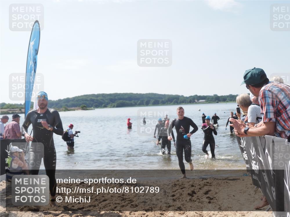 22.06.2025 - Viking Triathlon MichiJ http://msf.ph/oto/8102789 22.06.2025 10:46:11 Schwimmen 121, 144, 213, 217, 342, 525, 647 meine-sportfotos.de