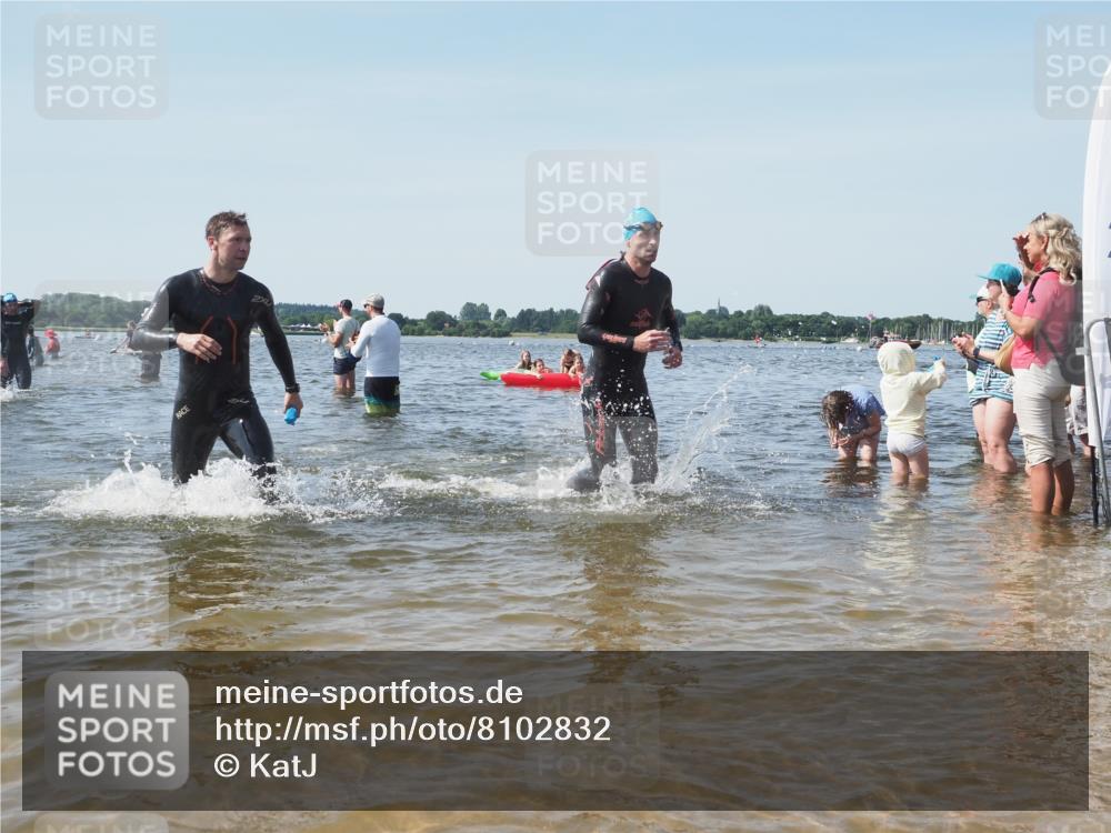 22.06.2025 - Viking Triathlon KatJ http://msf.ph/oto/8102832 22.06.2025 10:34:26 Schwimmen 294, 306, 366, 430, 486, 520, 527, 546 meine-sportfotos.de