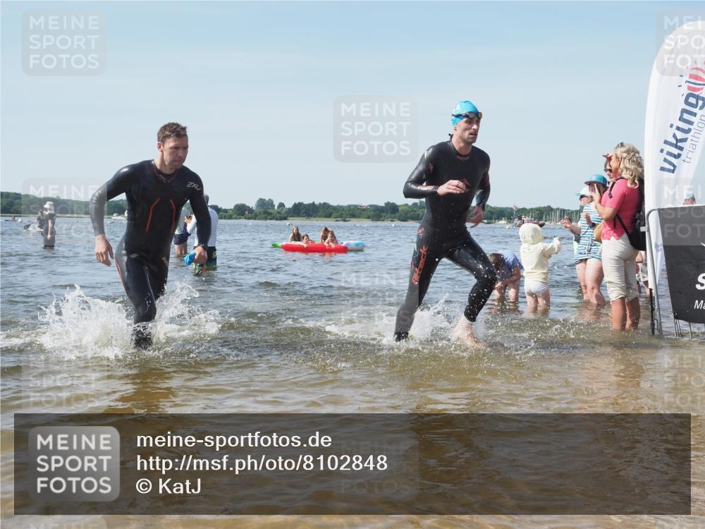 22.06.2025 - Viking Triathlon KatJ http://msf.ph/oto/8102848 22.06.2025 10:34:26 Schwimmen 294, 306, 366, 430, 486, 520, 527, 546 meine-sportfotos.de