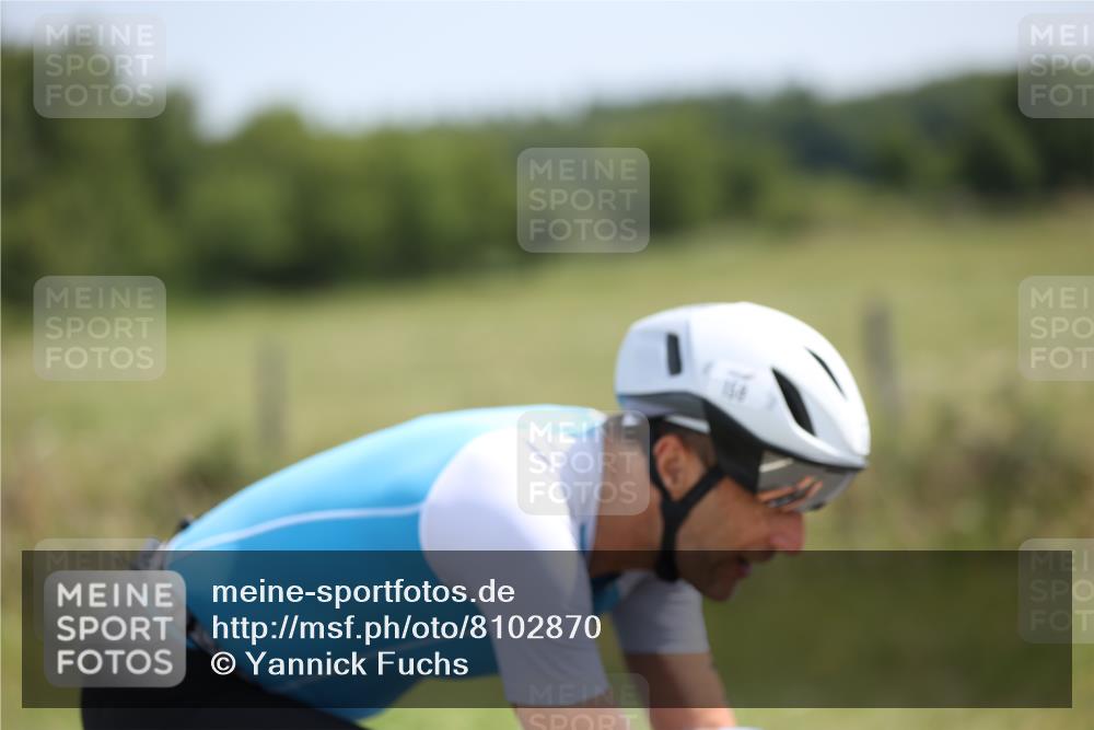 22.06.2025 - Viking Triathlon Yannick Fuchs http://msf.ph/oto/8102870 22.06.2025 12:05:42 Radfahren 47, 102, 145, 158, 176, 368, 425, 485, 543, 637, 652 meine-sportfotos.de
