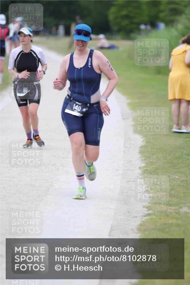 22.06.2025 - Viking Triathlon H.Heesch http://msf.ph/oto/8102878 22.06.2025 15:49:03 Laufen 86, 140 meine-sportfotos.de