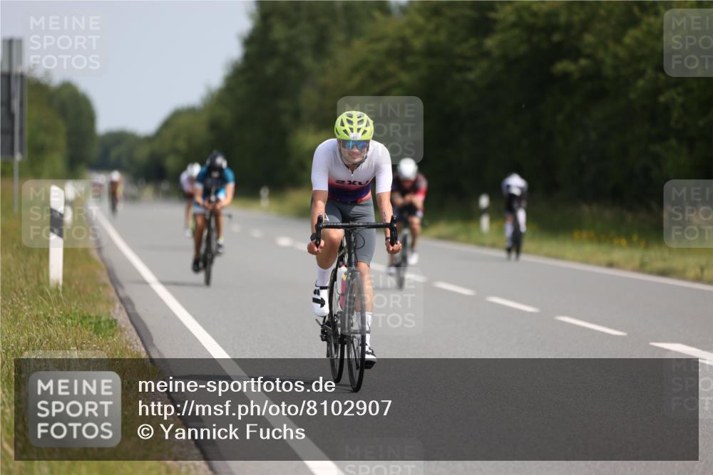 22.06.2025 - Viking Triathlon Yannick Fuchs http://msf.ph/oto/8102907 22.06.2025 11:26:47 Radfahren 59, 163, 176, 357, 386, 415, 485 meine-sportfotos.de