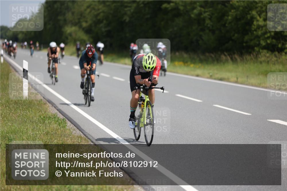 22.06.2025 - Viking Triathlon Yannick Fuchs http://msf.ph/oto/8102912 22.06.2025 12:05:52 Radfahren 20, 265, 387, 425, 543, 637 meine-sportfotos.de