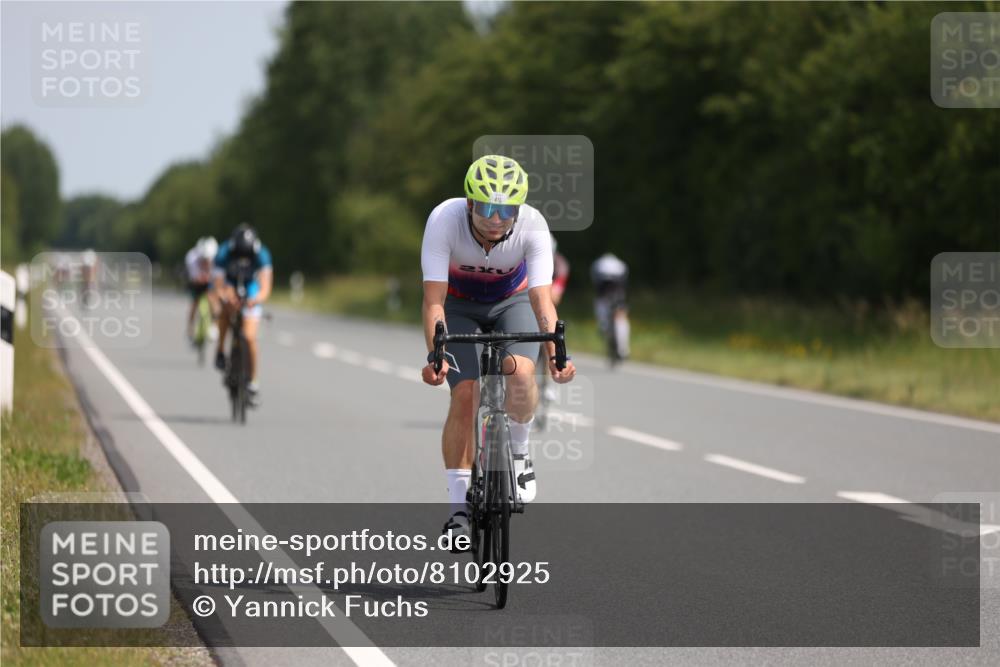 22.06.2025 - Viking Triathlon Yannick Fuchs http://msf.ph/oto/8102925 22.06.2025 11:26:47 Radfahren 59, 163, 176, 357, 386, 415, 485 meine-sportfotos.de