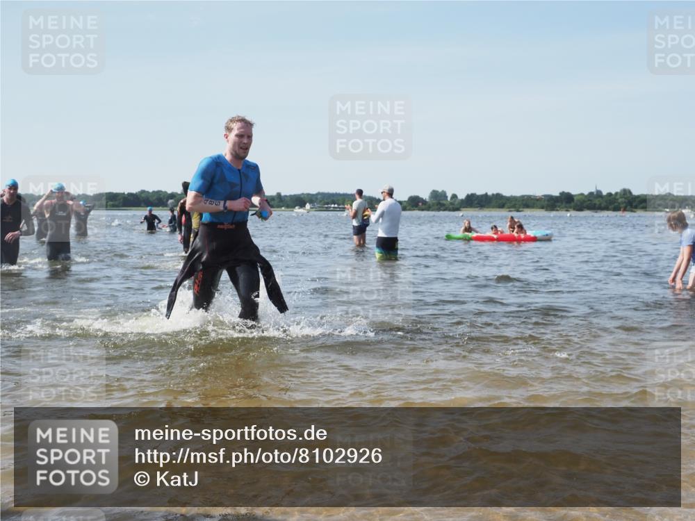 22.06.2025 - Viking Triathlon KatJ http://msf.ph/oto/8102926 22.06.2025 10:34:29 Schwimmen 247, 294, 306, 341, 366, 430, 486, 520, 527, 546 meine-sportfotos.de
